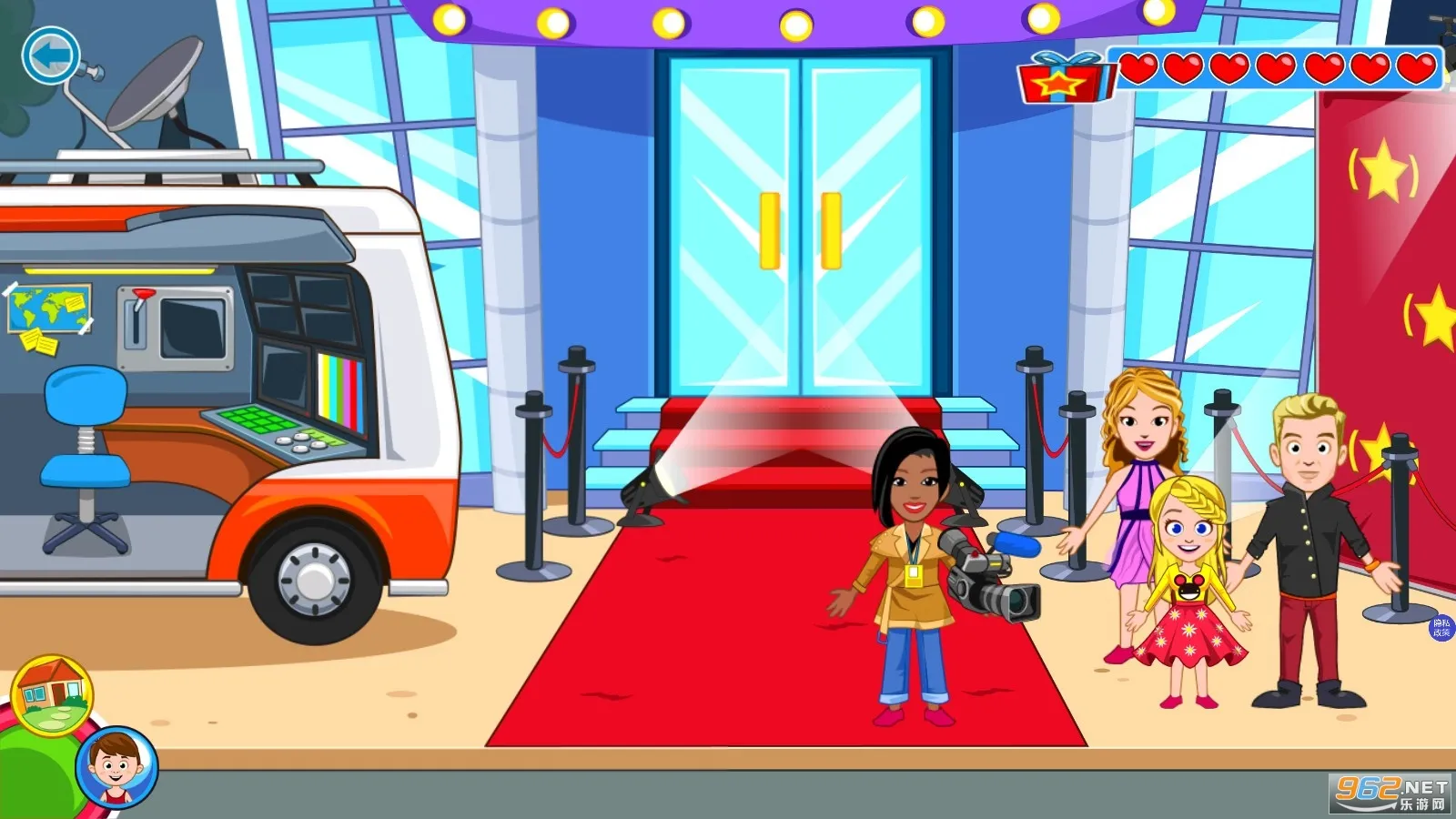 �׼ӳǱ�ѧУ����